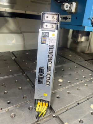 USED OKUMA MIV0404A-1-B5