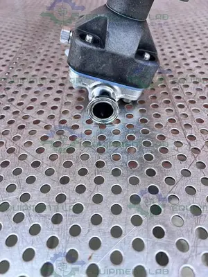 USED ITT PURE FLO .75-316L-RA15MAX-CWP150 DIAPHRAGM VALVE W/ 3/4" SANITARY FITTING
