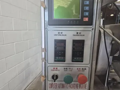 Automatic Vertical Packaging Machine with Chain Hopper