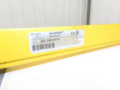 A-B GuardShield 445L-P2S1200YD Light Curtain Transmitter/Receiver Set 1200mm