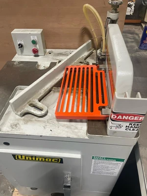 Unimac YMC-18R Upcut Saw