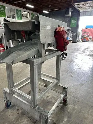 ROMA Vibratory Conveyor