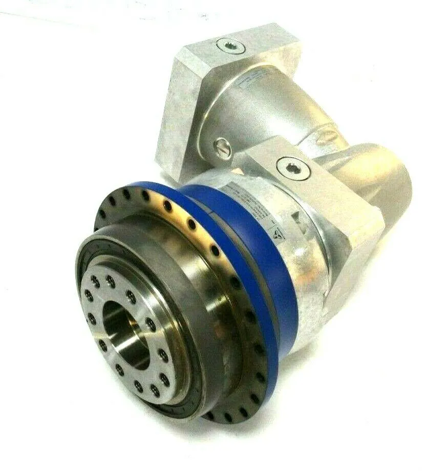 NEW WITTENSTEIN TP050U GEARBOX SC+100U-MF1-1-0H1-1K00
