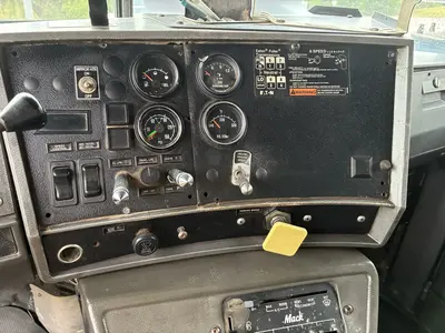 Used 1999 MACK RD688S Dump trucks Tennessee US | Proxy Equipment #1388801