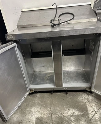 174-0021 Continental SW36-10 36” Self Contained Refrigerated Sandwich Prep Table