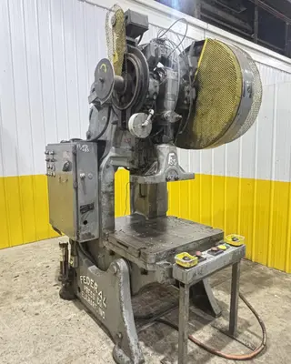 USED FEDERAL F55
