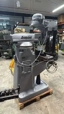 1955 BRIDGEPORT 32"X9" J HEAD MILL Bridgegport Mills | Global Machine Brokers, LLC (4)