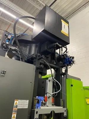 2018 ENGEL Insert 1060H/230 Rotary US Vertical Plastic Injection Molding Machines | JYC MACHINERY (3)