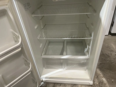 Used FRIGIDAIRE FREEZER ON TOP Residential Appliances Michigan US | Miedema Asset Management Group #1578852