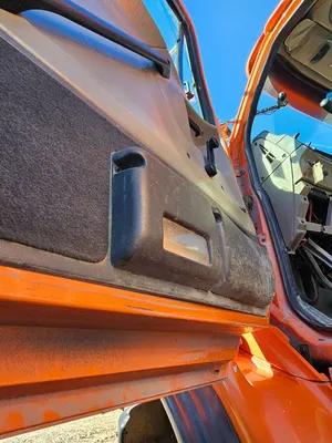 2005 STERLING C13 Commercial trucks | Iron Listing (28)