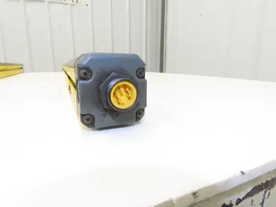 Leuze Lumiflex Safety Light Curtain Transmitter Receiver Set 1200mm-Parts/Repair