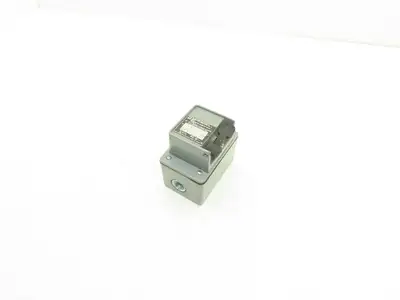Square D 2510 KW2H Manual Motor Starter Switch 30A 10Hp 115-600V 1PH/3PH Ser B