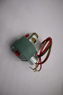 Asco Red Hat, Solenoid Valve 1/8" Pipe, 6.1 W, 8262G31, New STOCK H1170A