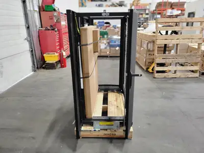 NEW TRIPP-LITE SR25UB
