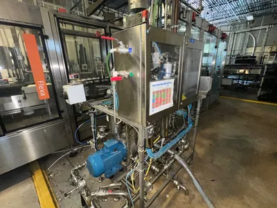 USED KOSME Glass Carbonated Bottling Line