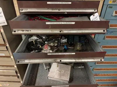 VIDMAR STYLE TOOL CABINET 13 DRAWER  (NO CONTENTS)