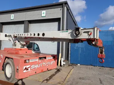 USED SHUTTLELIFT 5540F