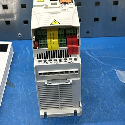 NEW ABB ACS355-03U-04A7-2