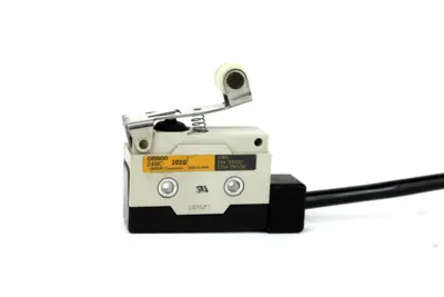 USED OMRON D4MC-2020