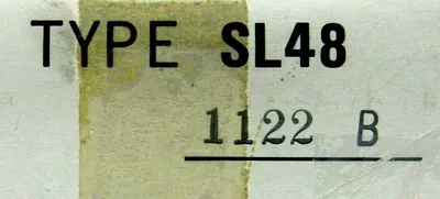 NEW IDEC SL48-1122 SQUARE LIGHT SL481122 B