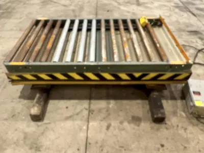 3500 LB X 60" X 36" SOUTHWORTH MODEL #4428610 HYDRAULIC SCISSOR LIFT TABLE WITH ROLLER TOP: STOCK #20935