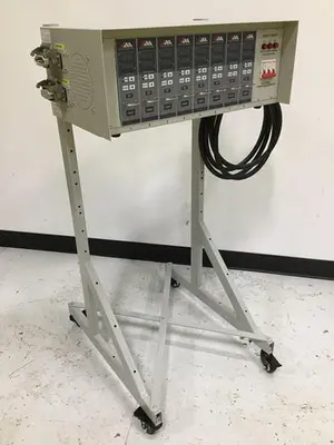 Used METAL FABRICATOR HRMF-08-A1ST Injection Molding Parts Michigan US | Ideal Machinery #1261507