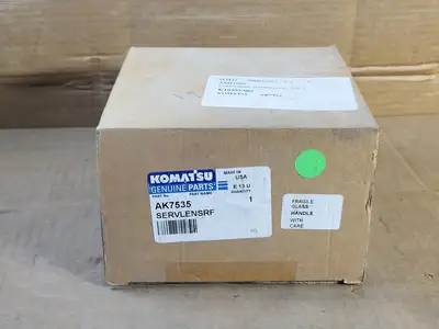 NEW KOMATSU AK7535