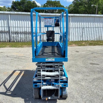 USED 2015 Genie GS-1930