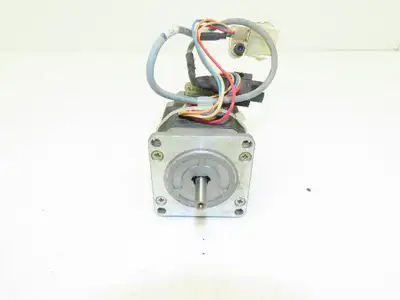 Sanyo Denki 103H7126-0744 Step-Syn DC Servo Stepper Motor 3A 1.8 DEG