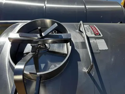 Tank, 1,500 Gallon, Stainless Steel, Vertical, Cherry-Burrell #5991406