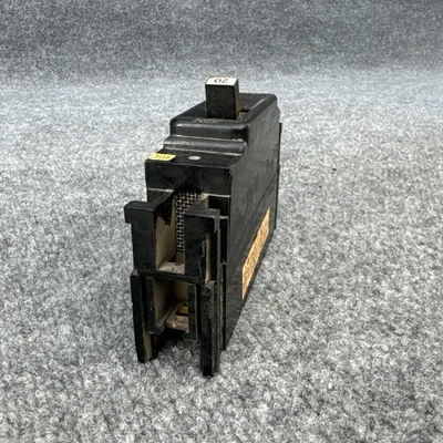 Used Federal Pacific NEF213020 Circuit Breakers California US | Davliegogo LLC #1705246