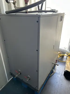 USED 1900 DOLPHIN SMB-200K
