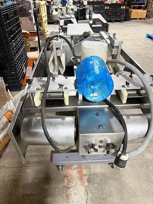 EXCELLENT ksd-100-2 Bagel Divider Former > Dual Lane Bagel Divider Former | Harvest Equipment and Fabrication Inc (11)