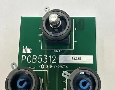 USED IDEC PCB5312