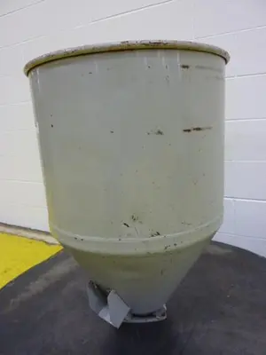 USED METAL FABRICATOR HOPPER321