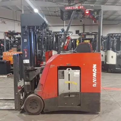 USED 2021 RAYMOND 425-C40QM