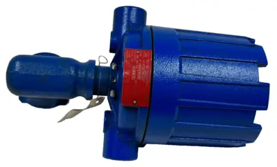 NEW MAGNETROL XT63-1E2A-BKP LIQUID LEVEL SWITCH 250PSI @ 100 DEG. F