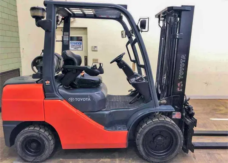 Used 2014 TOYOTA 8FGU32 Misc Forklifts Colorado US | Discount Forklift #927467