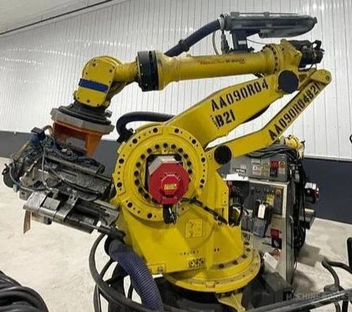 Used 2013 FANUC FANUC M900IA/350 Robots Michigan US | RAB Industries, Inc. #184182