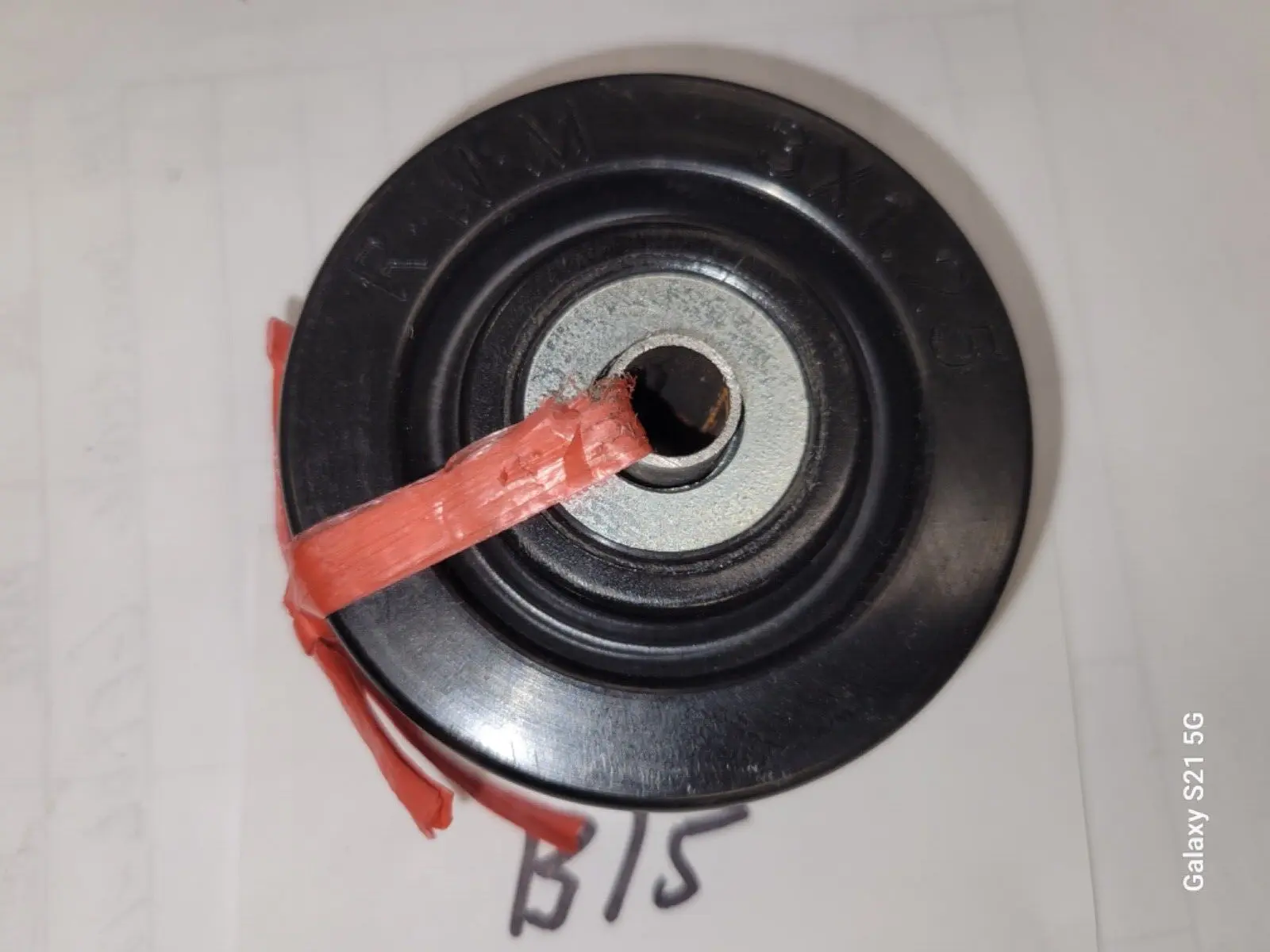 NEW Mcmaster R315T525 WATER RESISTANT PHENOLIC WHEEL WITH ROLLERBEARING