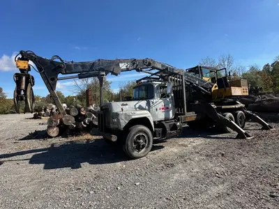 Used 1984 MACK RD686S Misc Trucks Pennsylvania US | Proxy Equipment #1385293