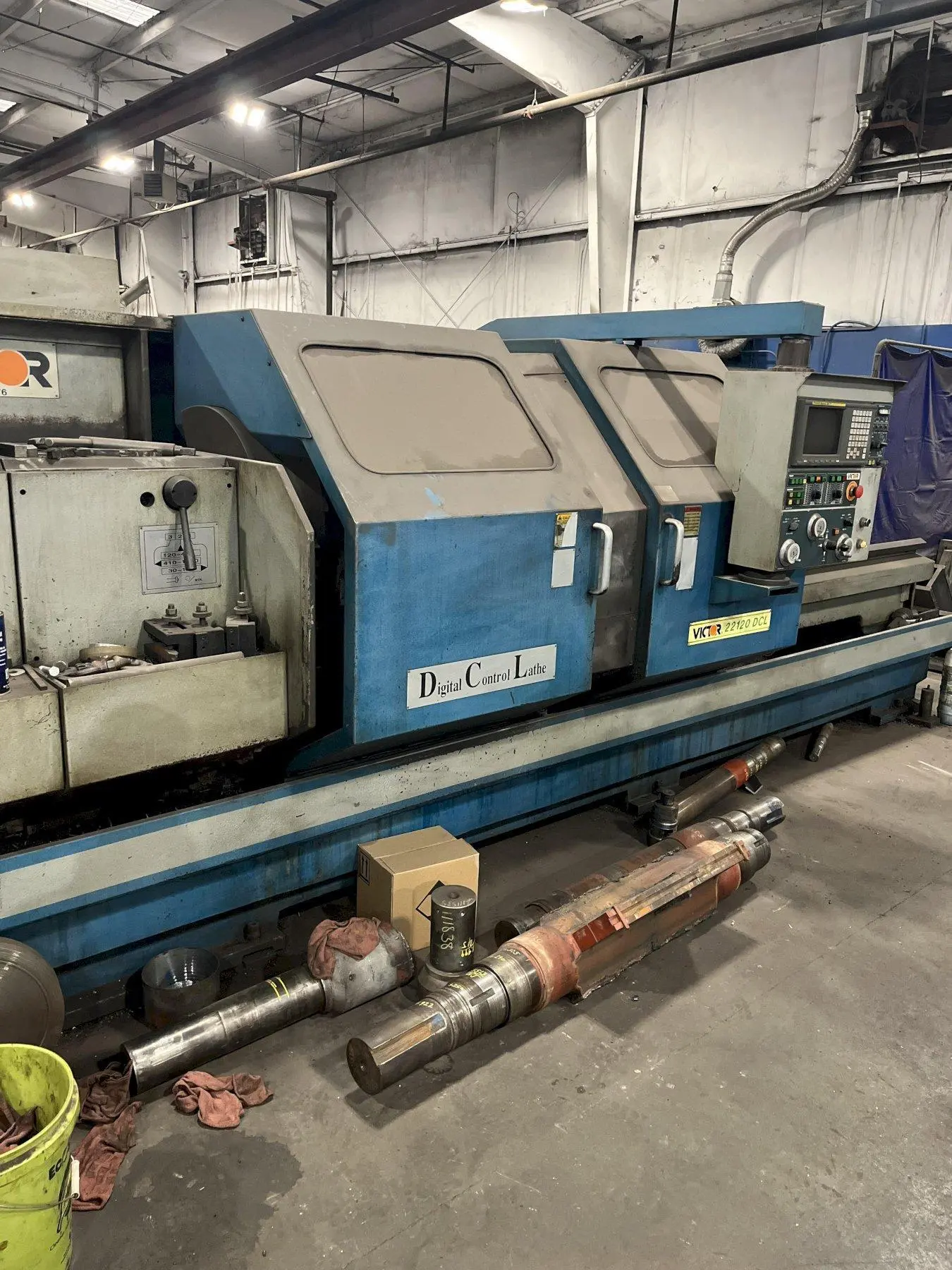 22" X 120" VICTOR (2002) MODEL #22120-DCL CNC LATHE: STOCK #18686