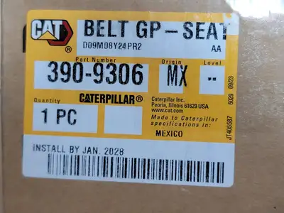 NEW 2024 CATERPILLAR 390-9306