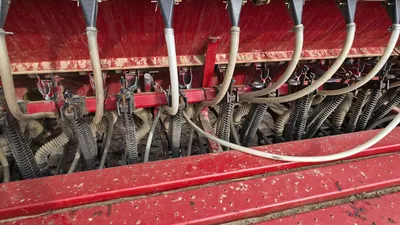 JI Case 5500MTDR SEEDER | Iron Listing (82)