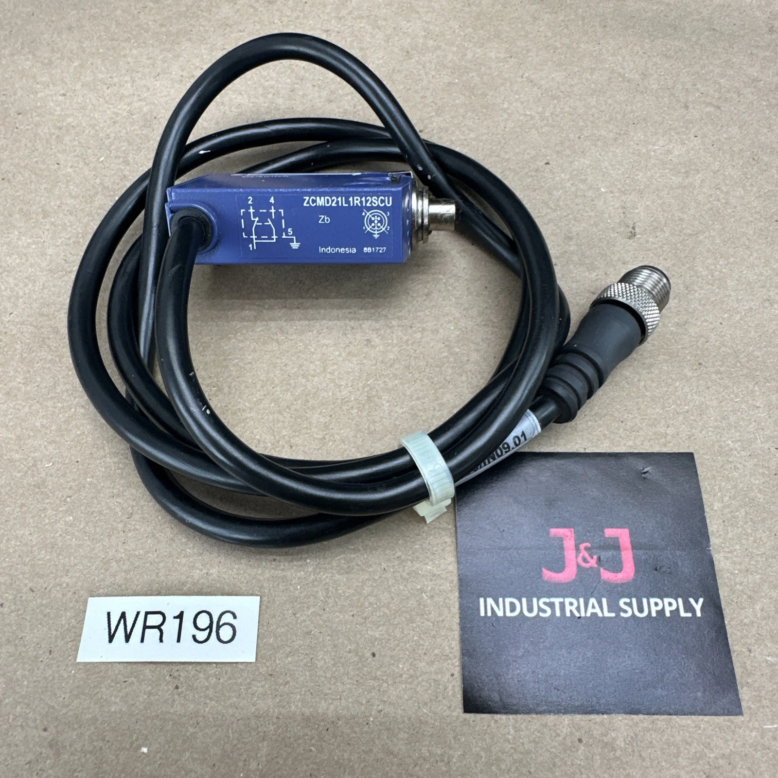USED Telemecanique ZCMD21L1R12SCU