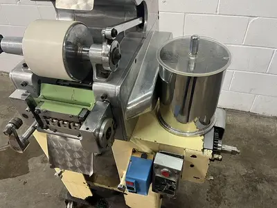 Agnelli Fresh Pasta Former