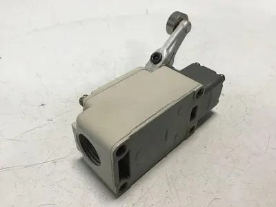 USED OMRON WLCA2