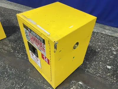 Used JUSTRITE 890420 Cabinets Ohio US | HGR 24 #1460133