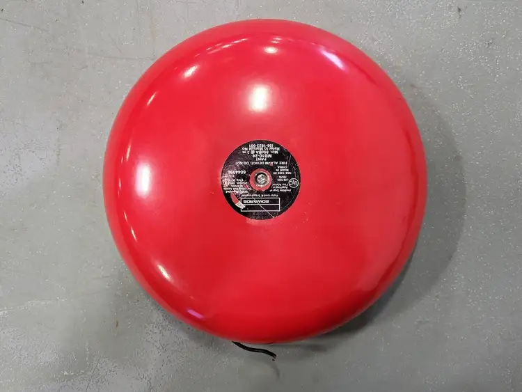 Used EDWARDS SIGNALING MB10-24 Safety Equipment British Columbia CA | Lenmark #265347