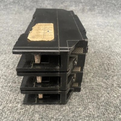 Used FPE NFJ631070 Circuit Breakers California US | Davliegogo LLC #1705667
